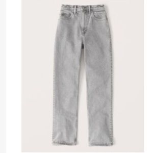 Abercrombie 90s Ultra High Rise Straight Jeans in Grey Wash